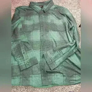 SALE 32° Burnout Heat button‎ up-2 FOR $25 SALE (#195)